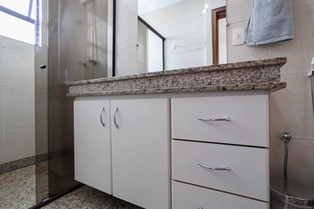 Apartamento à venda com 364m², 4 quartos e 4 vagasBanheiro da suíte 1
