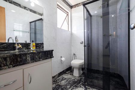 Apartamento à venda com 364m², 4 quartos e 4 vagasBanheiro da suíte 4