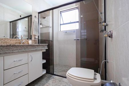 Apartamento à venda com 364m², 4 quartos e 4 vagasBanheiro da suíte 3