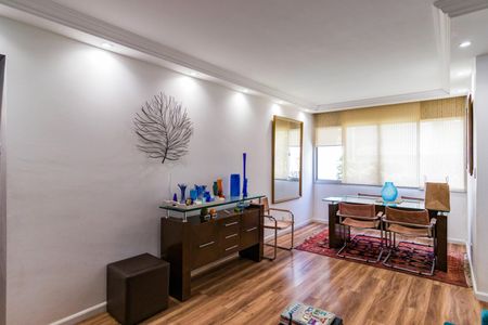 Sala de apartamento para alugar com 2 quartos, 84m² em Real Parque, São Paulo
