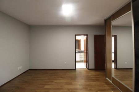 Apartamento para alugar com 261m², 4 quartos e 2 vagasSuíte 1