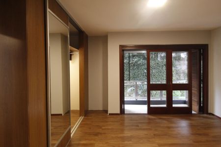 Apartamento para alugar com 261m², 4 quartos e 2 vagasSuíte 1