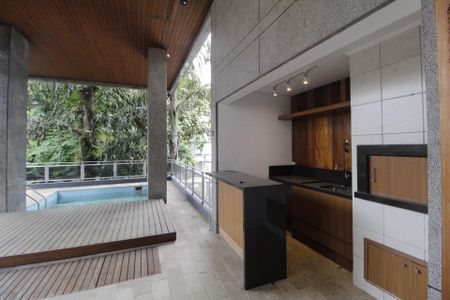 Apartamento para alugar com 261m², 4 quartos e 2 vagasVaranda gourmet