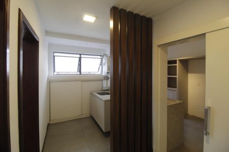 Apartamento para alugar com 261m², 4 quartos e 2 vagasÁrea de Serviço