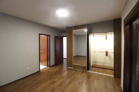 Apartamento para alugar com 261m², 4 quartos e 2 vagasSuíte 1