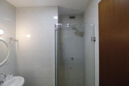 Apartamento para alugar com 261m², 4 quartos e 2 vagasBanheiro de serviço