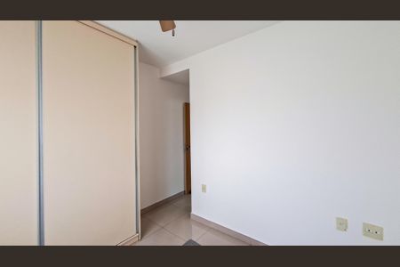 Quarto de apartamento para alugar com 2 quartos, 155m² em Álvaro Camargos, Belo Horizonte