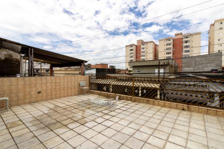 Casa à venda com 175m², 3 quartos e 3 vagas Casa à venda com 175m², 3 quartos e 3 vagasVaranda do Quarto 1 e 2