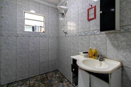 Casa à venda com 175m², 3 quartos e 3 vagas Casa à venda com 175m², 3 quartos e 3 vagasCasa 2 - Banheiro da Suíte