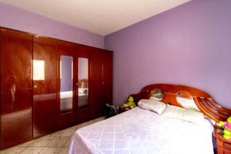 Casa à venda com 175m², 3 quartos e 3 vagas Casa à venda com 175m², 3 quartos e 3 vagasQuarto 3