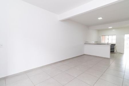 Sala de casa para alugar com 1 quarto, 70m² em Jardim Eliane, São Paulo