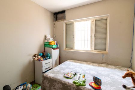 Casa à venda com 190m², 3 quartos e 4 vagasQuarto 3