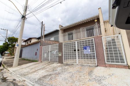 Casa à venda com 190m², 3 quartos e 4 vagasFachada