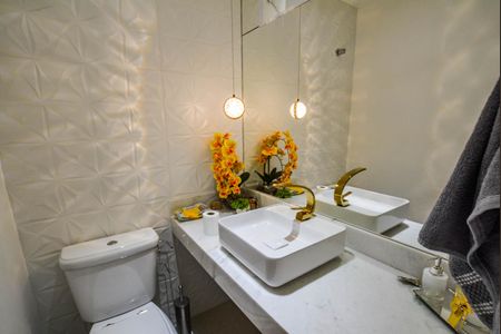 Lavabo de casa de condomínio à venda com 3 quartos, 182m² em Vila Assunção, Santo André