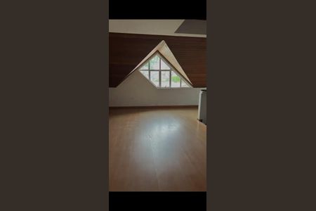 Casa para alugar com 3 quartos, 179m² em Campina do Siqueira, Curitiba