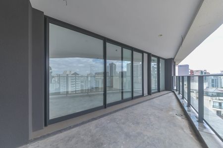 Apartamento à venda com 152m², 3 quartos e 2 vagasVaranda