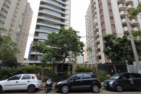 Apartamento à venda com 152m², 3 quartos e 2 vagasFachada