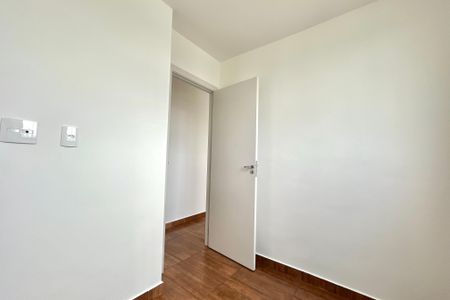 Quarto 2 de apartamento para alugar com 2 quartos, 35m² em Vila Mira, São Paulo
