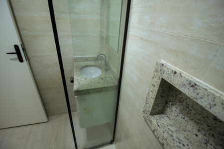 Apartamento para alugar com 40m², 2 quartos e sem vaga Apartamento para alugar com 40m², 2 quartos e sem vagaBanheiro