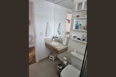 Banheiro de apartamento à venda com 1 quarto, 68m² em Jardim, Santo André