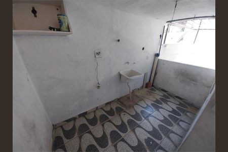 Casa de condomínio à venda com 35m², 1 quarto e sem vaga