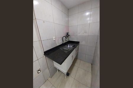 Casa de condomínio à venda com 35m², 1 quarto e sem vaga