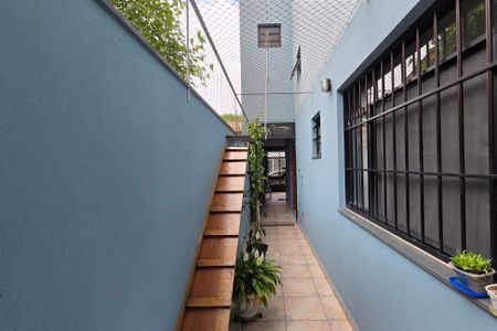 Casa à venda com 223m², 3 quartos e 2 vagasQuintal