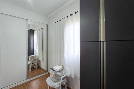 Casa à venda com 223m², 3 quartos e 2 vagasQuarto 1