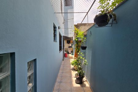 Casa à venda com 223m², 3 quartos e 2 vagasQuintal