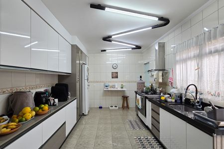 Casa à venda com 223m², 3 quartos e 2 vagasCozinha