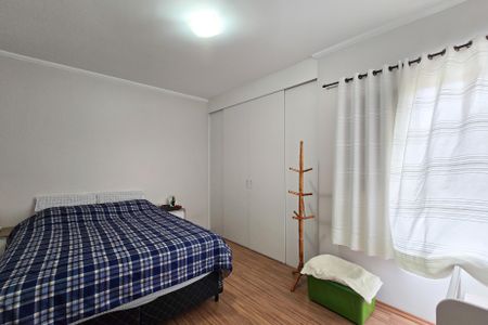 Casa à venda com 223m², 3 quartos e 2 vagasQuarto 2