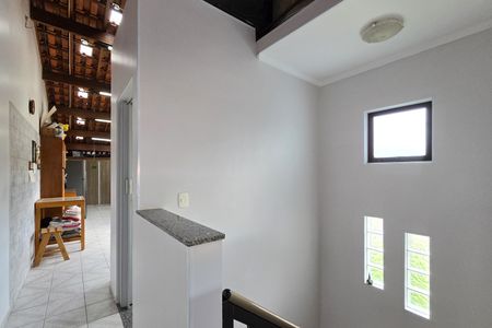 Casa à venda com 223m², 3 quartos e 2 vagasCorredor