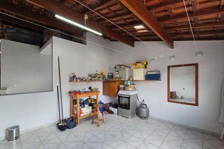 Casa à venda com 223m², 3 quartos e 2 vagasSótão