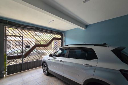 Casa à venda com 223m², 3 quartos e 2 vagasGaragem
