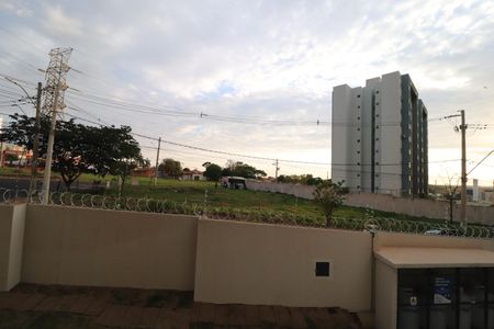 Vista Sacada de apartamento para alugar com 2 quartos, 58m² em Shopping Park, Uberlândia