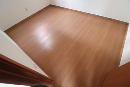 Quarto 1 de apartamento para alugar com 2 quartos, 58m² em Shopping Park, Uberlândia