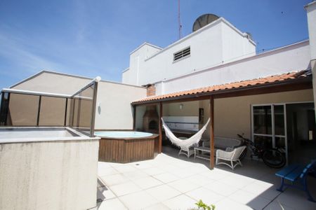Apartamento à venda com 300m², 4 quartos e 2 vagasPiscina