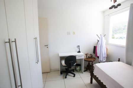 Apartamento à venda com 300m², 4 quartos e 2 vagasQuarto 2