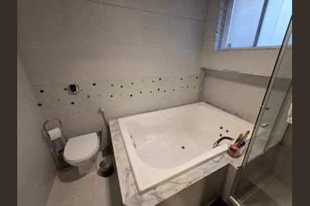 Casa à venda com 6 quartos, 400m² em Jardim Guanabara, Rio de Janeiro