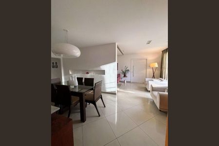 Casa à venda com 6 quartos, 400m² em Jardim Guanabara, Rio de Janeiro