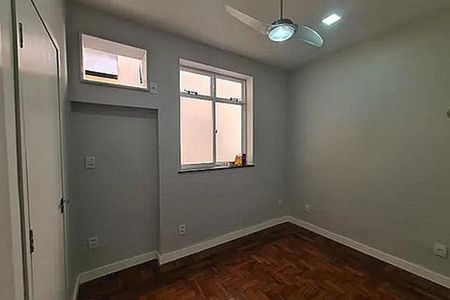Apartamento à venda com 2 quartos, 40m² em Copacabana, Rio de Janeiro