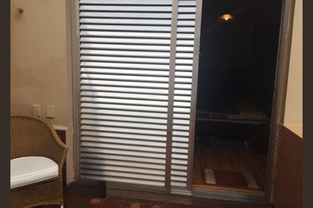 Casa à venda com 3 quartos, 243m² em Vila Guarani, São Paulo