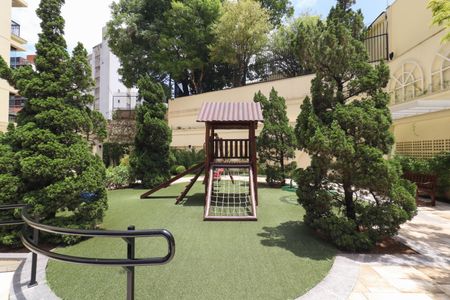 Apartamento à venda com 215m², 3 quartos e 4 vagasÁrea comum