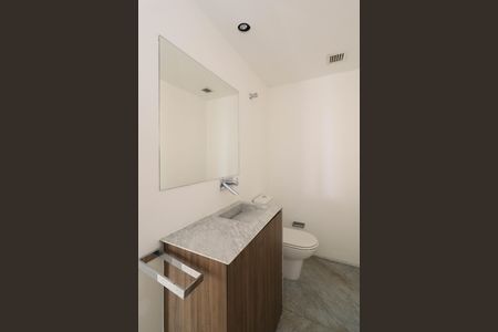 Apartamento à venda com 215m², 3 quartos e 4 vagasLavabo