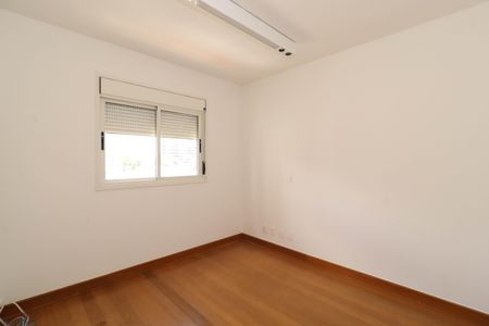 Apartamento à venda com 215m², 3 quartos e 4 vagasSuíte 3