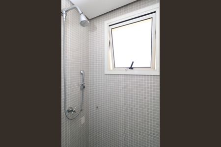 Apartamento à venda com 215m², 3 quartos e 4 vagasBanheiro da Suíte 2