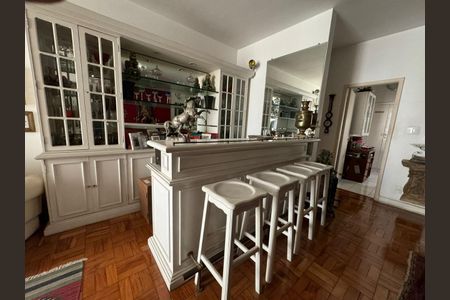 Apartamento à venda com 3 quartos, 126m² em Santa Cecilia, São Paulo