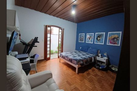 Casa à venda com 4 quartos, 189m² em Butantã, São Paulo