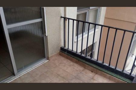 Apartamento à venda com 62m², 1 quarto e 1 vaga