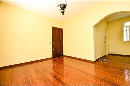 Sala de apartamento para alugar com 3 quartos, 143m² em Sion, Belo Horizonte